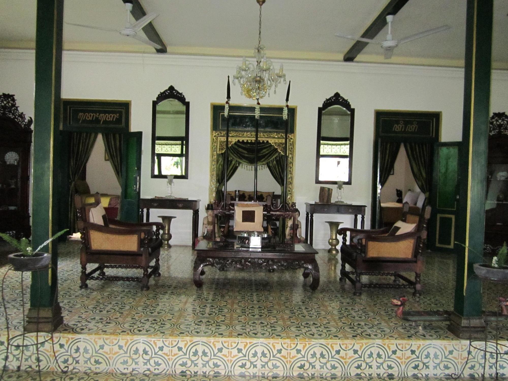 Apartamento Ndalem Gamelan Yogyakarta Exterior foto